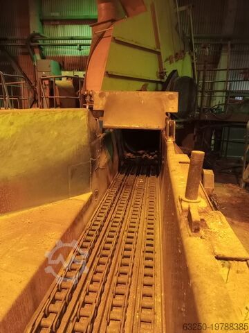 Avbarkningsanläggning för stockar. KMW 