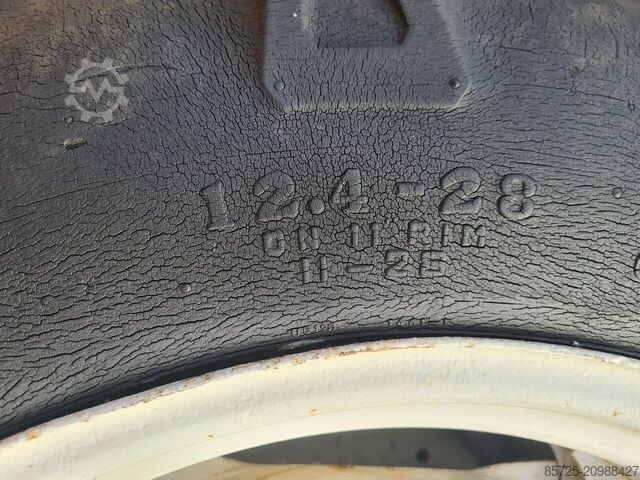 Kolo s pneumatikou  Trekker banden - Gebruikt