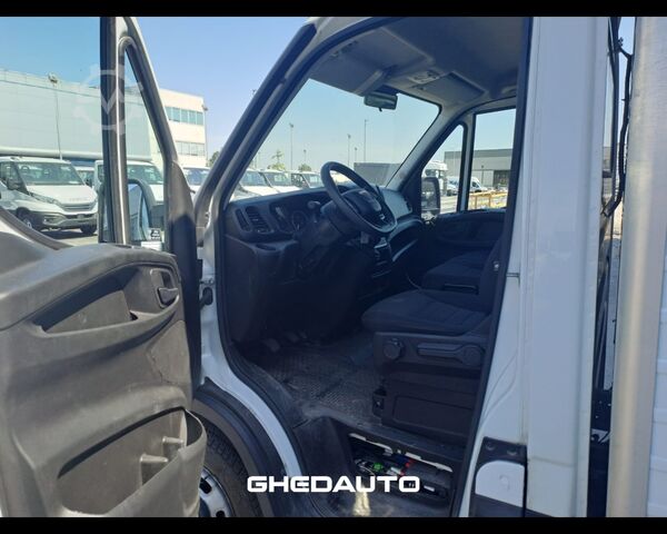 Minibus IVECO 35C14H BOX
