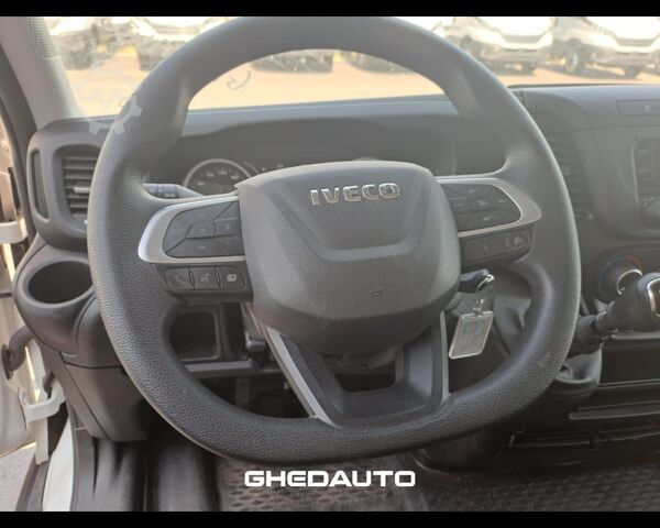 Minibus IVECO 35C14H BOX
