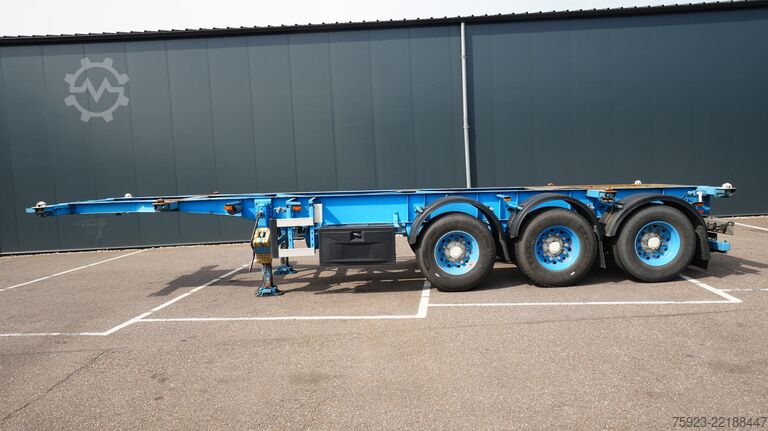 Konteyner taşımacılığı Groenewegen 3 Axle container chassis 20/30ft