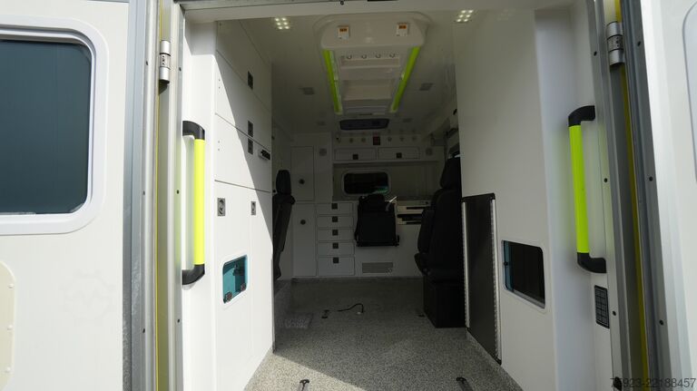 Araba taşıyıcı panelvan Mercedes-Benz SPRINTER 519CDI Ambulance