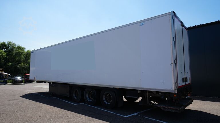 Soğutmalı/dondurulmuş taşıma LAMBERET 3 Axle frigo trailer Carrier Vector 1950 Bi-Temp
