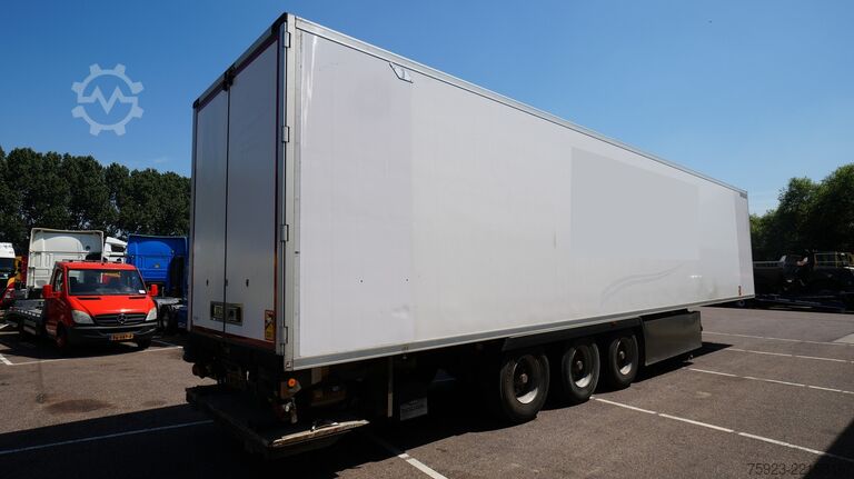Soğutmalı/dondurulmuş taşıma LAMBERET 3 Axle frigo trailer Carrier Vector 1950 Bi-Temp