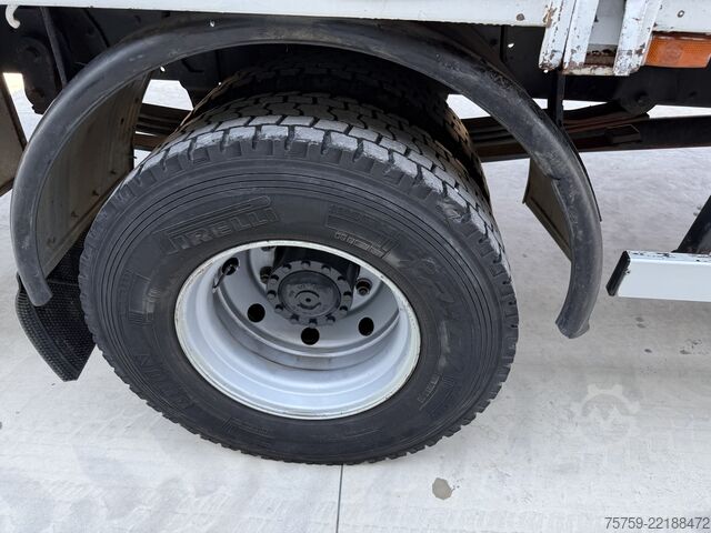 Kamyon üzerine monteli vinç Iveco Eurocargo 150E18 Pritsche+Kran Amco Veba