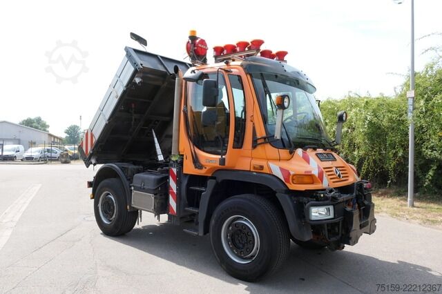Camion basculante trilateral unimog 405/12 U 400 KLIMA AHK Variopilot