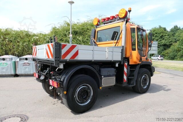 Camion basculante trilateral unimog 405/12 U 400 KLIMA AHK Variopilot