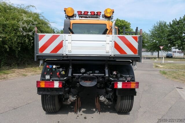 Camion basculante trilateral unimog 405/12 U 400 KLIMA AHK Variopilot