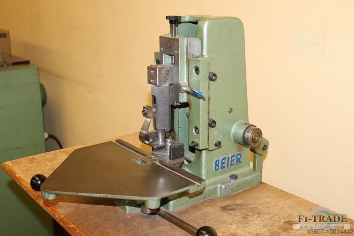 Mašina za izvlačenje uglova BEIER EZf