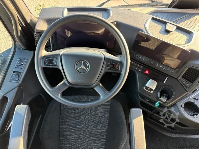 Standard nyergesvontató  Actros 1845 LS nRL