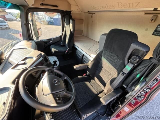 Standard nyergesvontató  Actros 1845 LS nRL