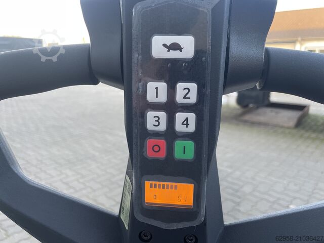 Niederhubwagen, Hubwagen Toyota Tyro LHE150 | FABRIKNEU 2025