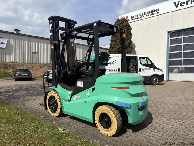 Elektro 4 Rad-Stapler LM ECB35QL - Lithium