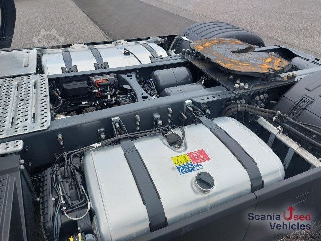 Nagy térfogatú nyergesvontató Scania R 460 A4x2EB Volumen MEGA Jumbo