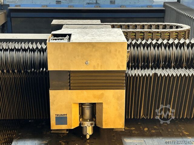 Maszyna do cięcia laserowego Trumpf TruLaser 3040 mit LiftMaster