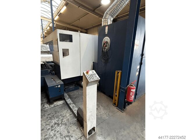 Maszyna do cięcia laserowego Trumpf TruLaser 3040 mit LiftMaster