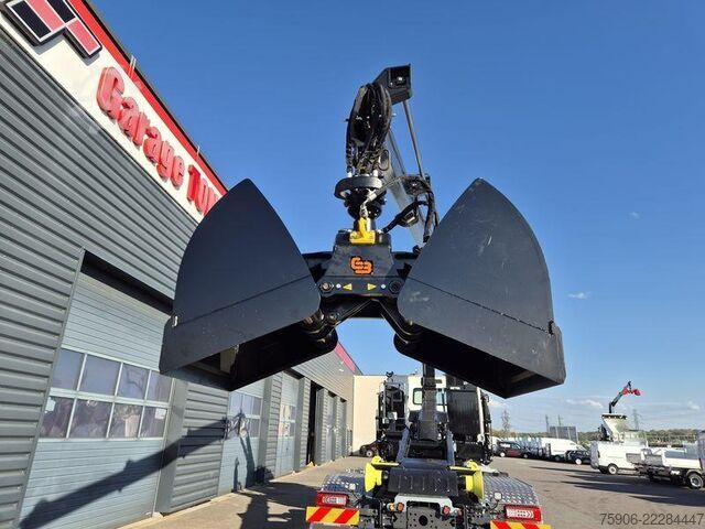 Kiepwagen Renault K520 AMPLIROLL + GRUE / VOITH