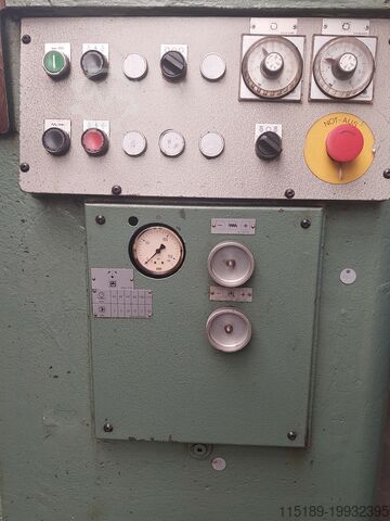 Máquina de laminación de roscas PeeWee F.H. Jung GmbH P20SR