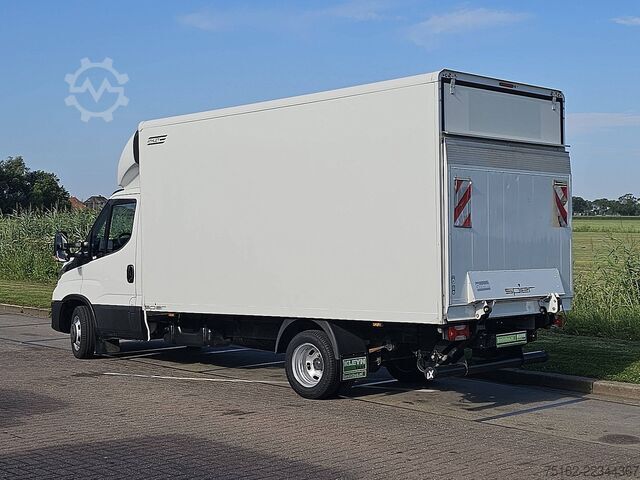 Bőrönd IVECO DAILY 35C16 Bakwagen Laadklep!