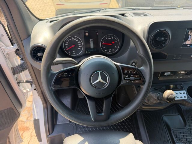 Højt tag varevogn MERCEDES-BENZ Sprinter 516 CDI Maxi Klima LED Werkstatt Standh