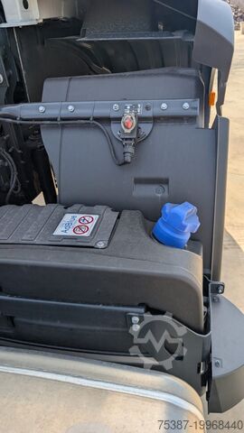 ανυψωτικό φορτηγό με γάντζο IVECO XWAY 260S54