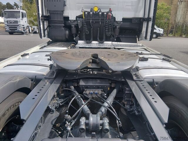 Standaard trekker Iveco S-Way AS 440 S 50 T/FP Standklima Navi