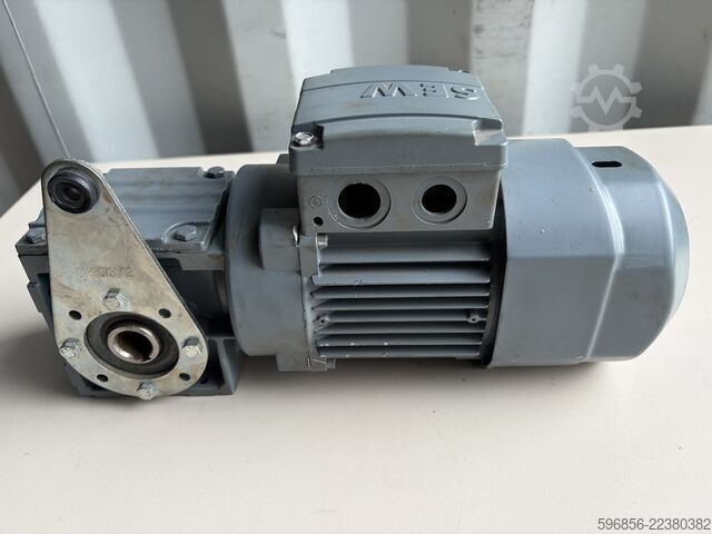  Motoreduktor SEW-Eurodrive WA20/T DRC63M6 0,12 kW 38 obr./min i=10,25 hamulec 24 V DC Motoreduktor SEW-Eurodrive WA20/T DRC63M6 0,12 kW 38 obr./min i=10,25 hamulec 24 V DC