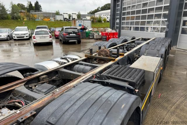 Lastbilchassis VOLVO FH-500 10x4