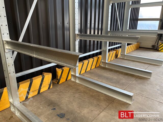 Cantilever rack ca. 4,02 lfm. Kragarmregal H: 300 cm T: 137 cm , 500 Kg/Arm , 4 Lagerebenen