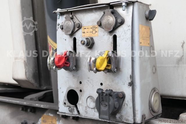 Tippsemitrailer BENALU C39C17 Kippmulde 57m³ Liftachse Plane