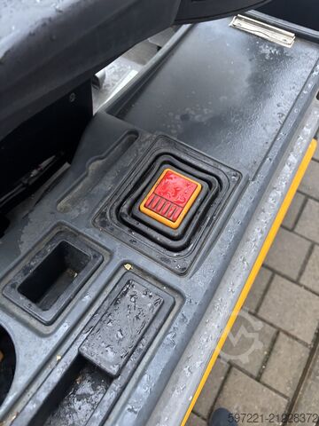 Electric - 3 wheels Jungheinrich EFG 220 464DZ RES//LS//BIS//16.02.2026