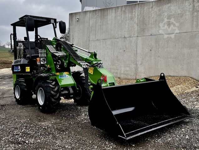 Incarcator telescopic Incarcator pe pneuri Telescopic Incarcator pe pneuri H&R Teleskoplader 1507T