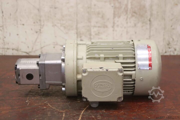 Hydraulikaggregat 1,5 kW Sauer Sundstrand TFP100/3.8 D