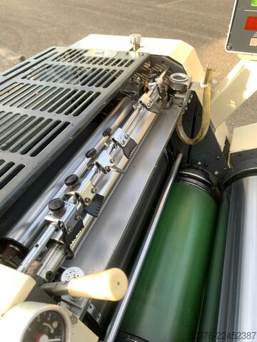  Ryobi- Japan 985CF/3302MCS