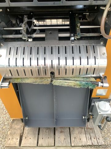  Ryobi- Japan 985CF/3302MCS