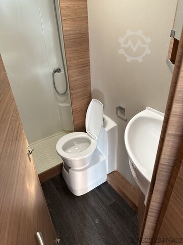 Teilintegriertes Wohnmobil Ford Transit Weinsberg Carasuite 2024  | Cambio automatico | 5 posti letto