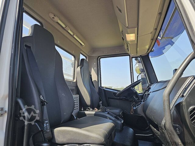 Autotransporter varevogn IVECO 160E21 EUROCARGO MACHINE TRANSPORT
