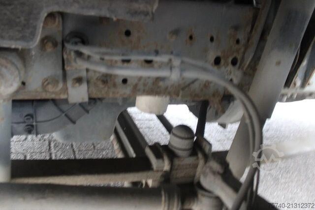 Valiză Iveco Eurocargo 80E18 + MANUAL + EURO 5 + 3 STOELEN