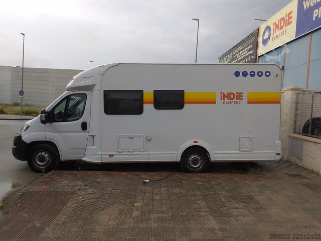 Teilintegriertes Wohnmobil 2024 Fiat Ducato Weinsberg Carasuite | Automatico | 5 posti letto