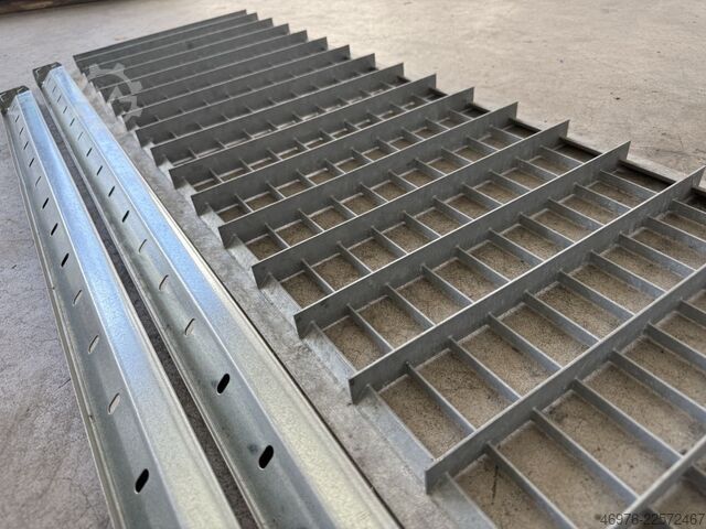 Polcos állvány / Méretek: 1 282 x 400 mm Dexion HI280 Gitterrostboden und Traversen f. Regal