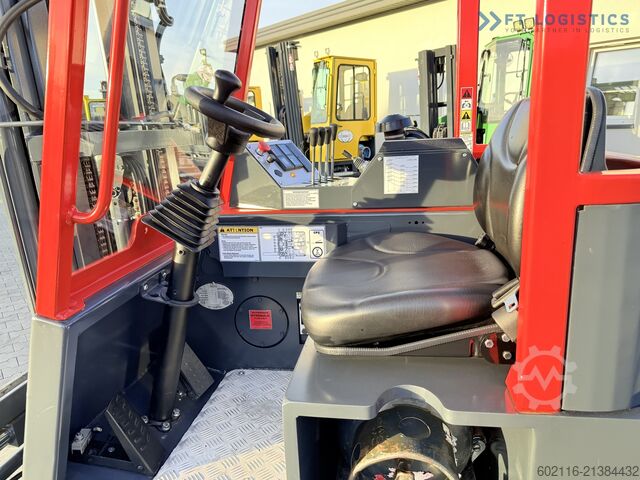 čtyřcestný vysokozdvižný vozík Combilift C3000CB GAS TRIPLEX 4900 FREE-LIFT