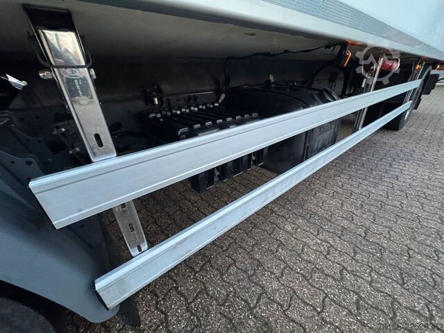 Ψυγείο φορτηγό DAF LF 16.260 Tiefkühlkoffer mit Ladebordwand