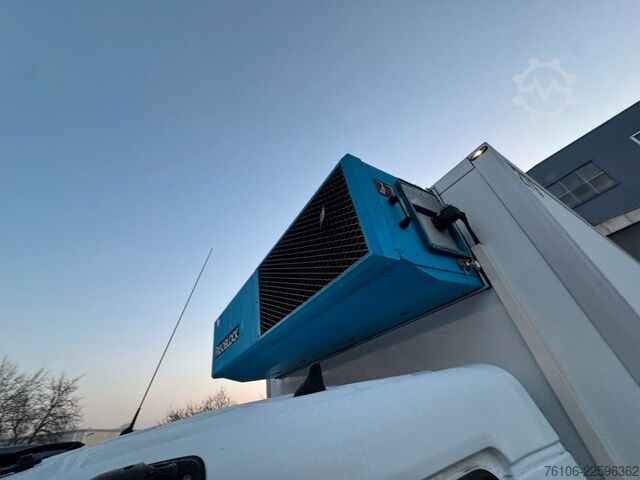 Ψυγείο φορτηγό DAF LF 16.260 Tiefkühlkoffer mit Ladebordwand