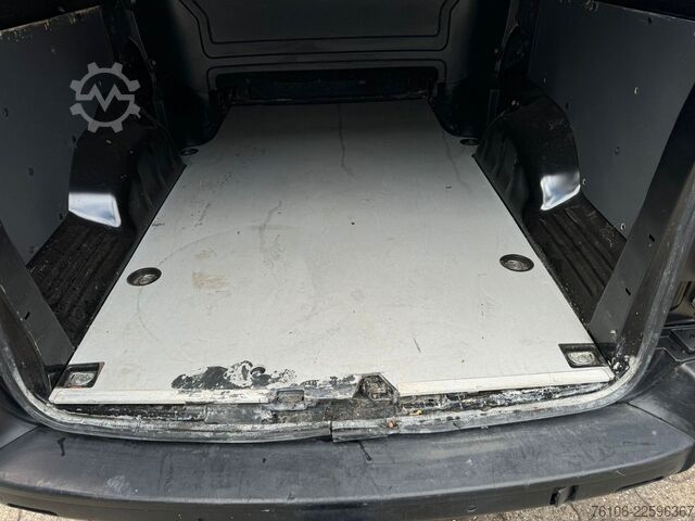 Κλειστό βαν OPEL Vivaro Kasten Edition L  Doppelkabine *Navi*Ahk*