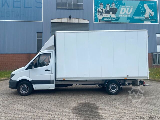 Vrachtwagen met bakwagen MERCEDES-BENZ Sprinter 316 CDI Koffer *Klima*Ahk*Seiten Tür*