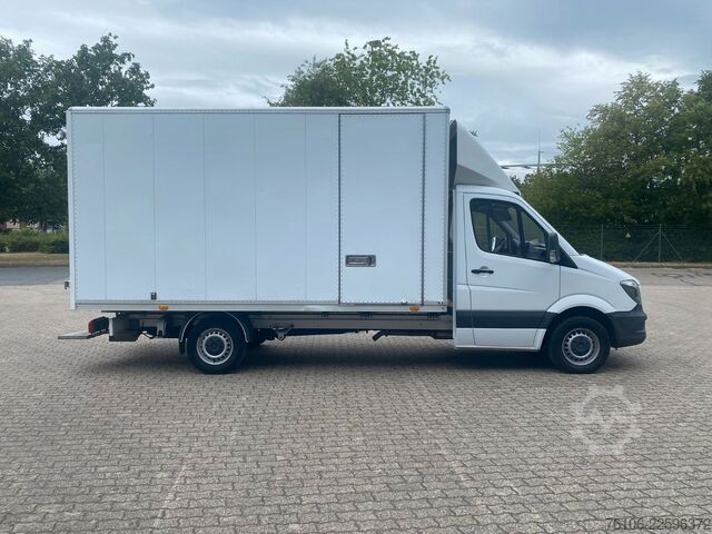 Vrachtwagen met bakwagen MERCEDES-BENZ Sprinter 316 CDI Koffer *Klima*Ahk*Seiten Tür*