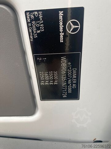 Vrachtwagen met bakwagen MERCEDES-BENZ Sprinter 316 CDI Koffer *Klima*Ahk*Seiten Tür*