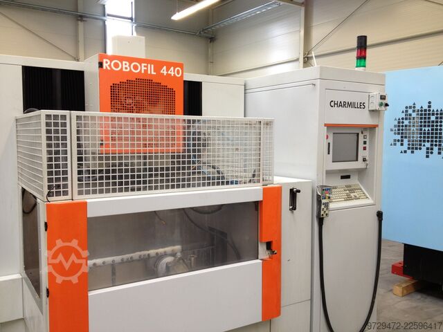 Máquina de erosión por hilo CHARMILLES Robofil 440
