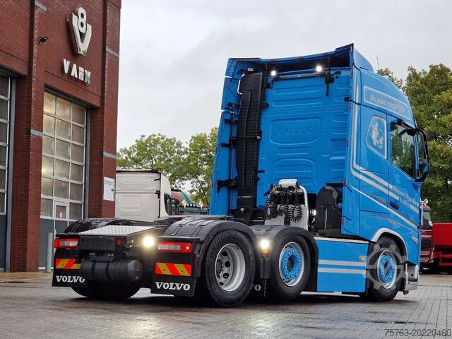 Standaard-SZM Volvo FH 13.500 Globetrotter 6x2 - I Save - PTO/hydra...