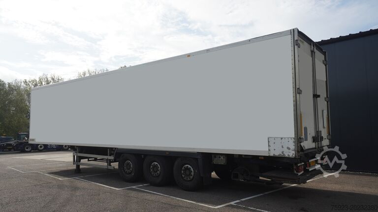 Soğutmalı/dondurulmuş taşıma LAMBERET 3 AXLE FRIGO TRAILER WITH THERMO KING SLX300